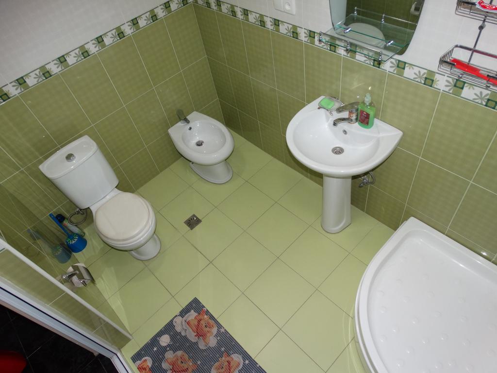 Hotel Sano Kutaiszi Szoba fotó